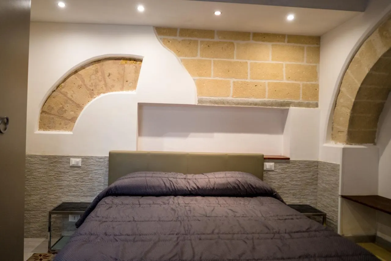 Konukevi Cortile Azzurro Otel Trapani