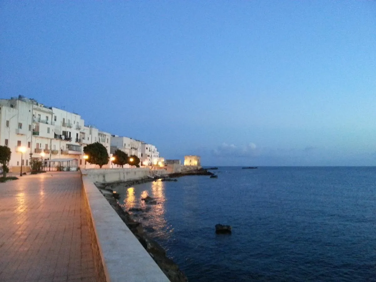 Maison d'hôtes Hotel Cortile Azzurro à Trapani