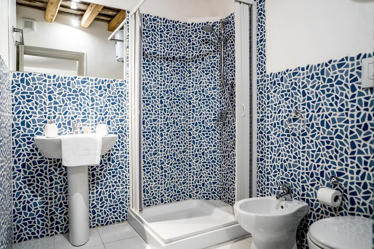 Konukevi Cortile Azzurro Otel Trapani